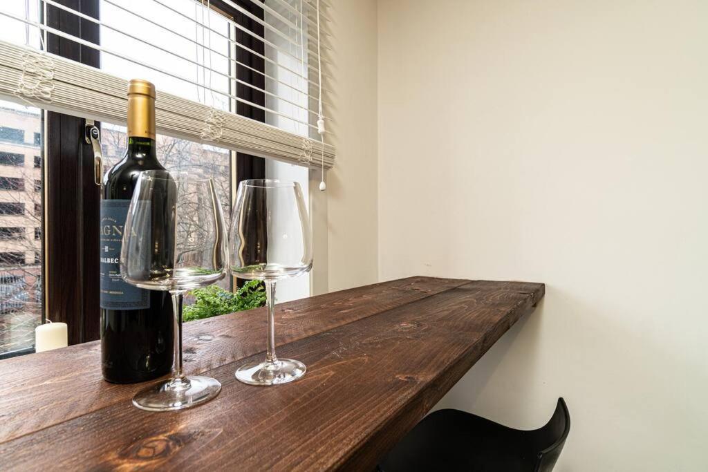 Stylish City Pad With Free Private Parking Glasgow Buitenkant foto